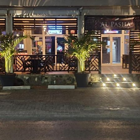 Travel Inn Hotel سيمبسون باي المظهر الخارجي الصورة